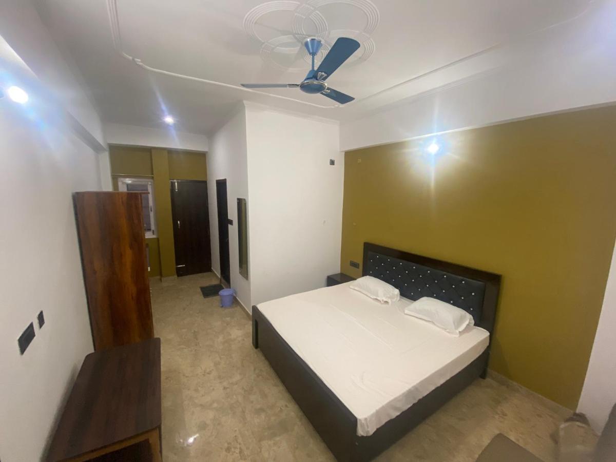 Shivalik Residency - Hotel & Banquet Hall Bara Banki Екстер'єр фото