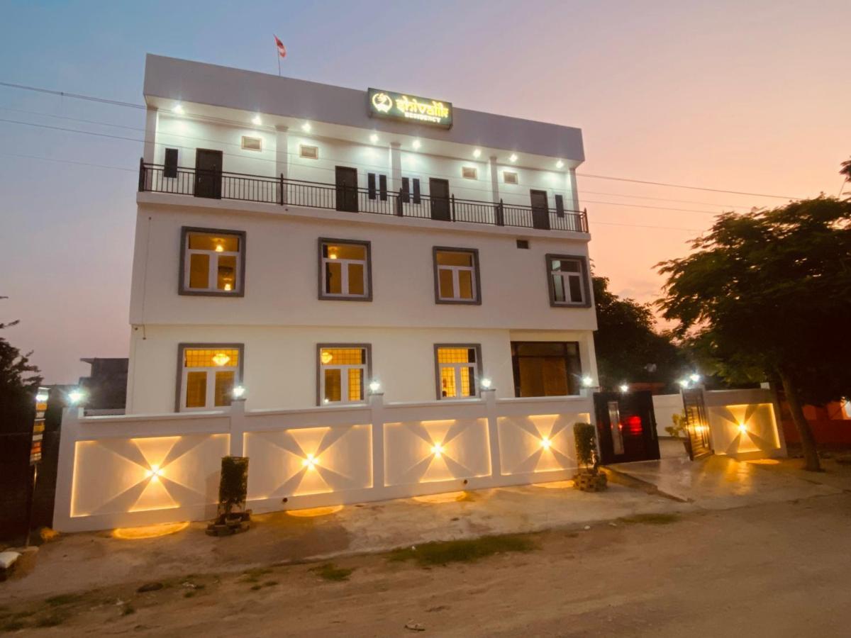 Shivalik Residency - Hotel & Banquet Hall Bara Banki Екстер'єр фото