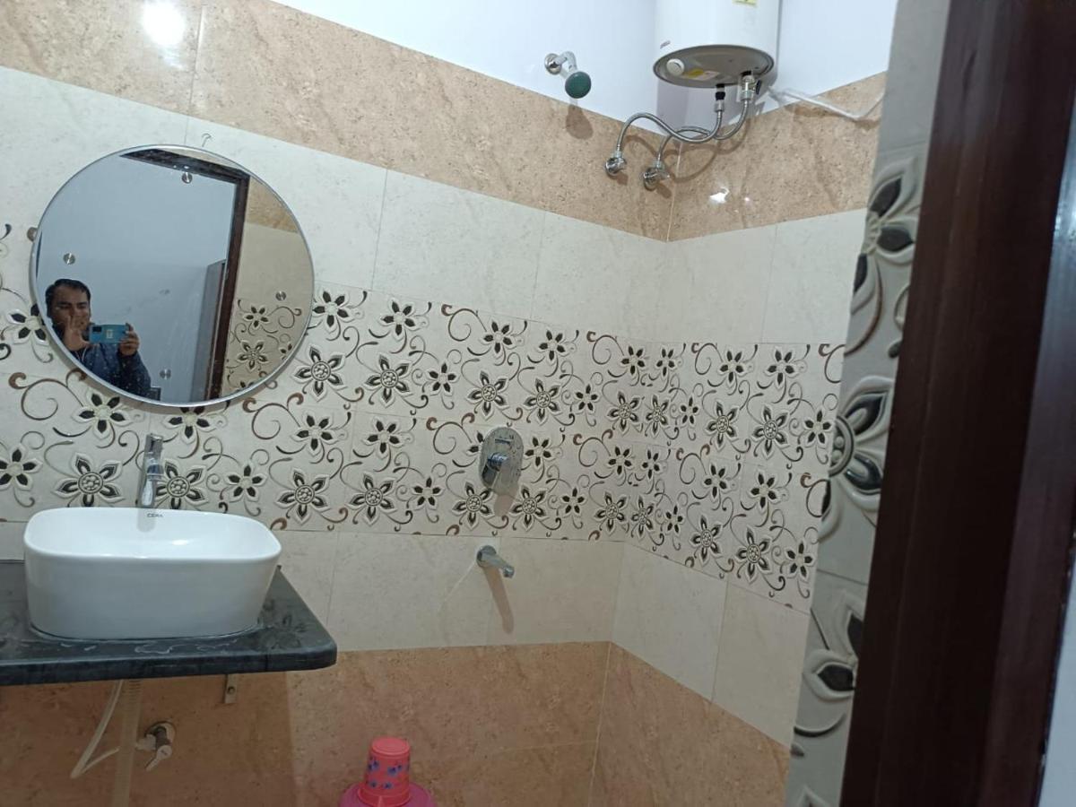 Shivalik Residency - Hotel & Banquet Hall Bara Banki Екстер'єр фото
