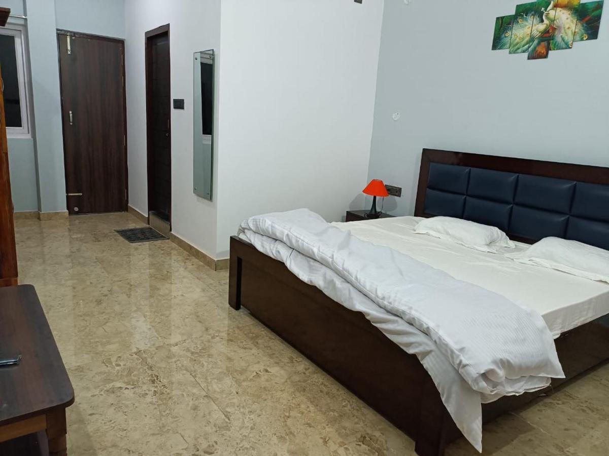 Shivalik Residency - Hotel & Banquet Hall Bara Banki Екстер'єр фото
