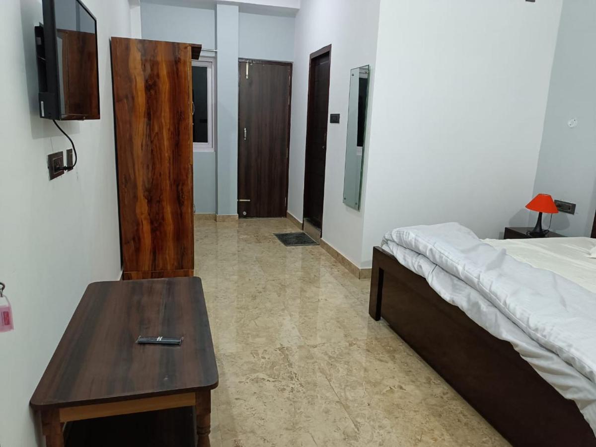Shivalik Residency - Hotel & Banquet Hall Bara Banki Екстер'єр фото